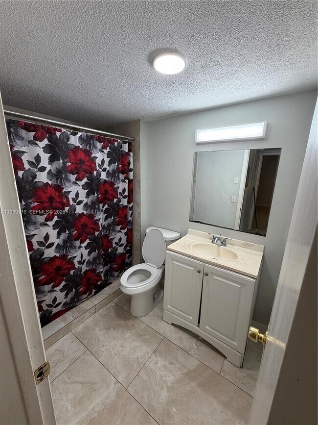 Building Photo - 1320 12th Ave S