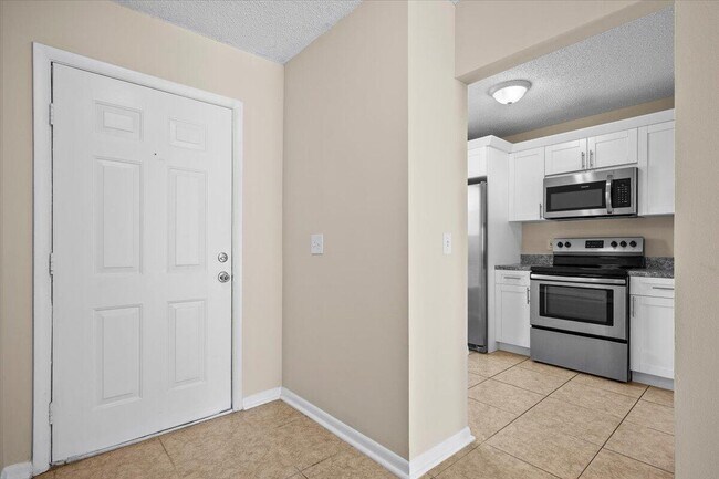 Foto del edificio - 144 Deerfield Ct
