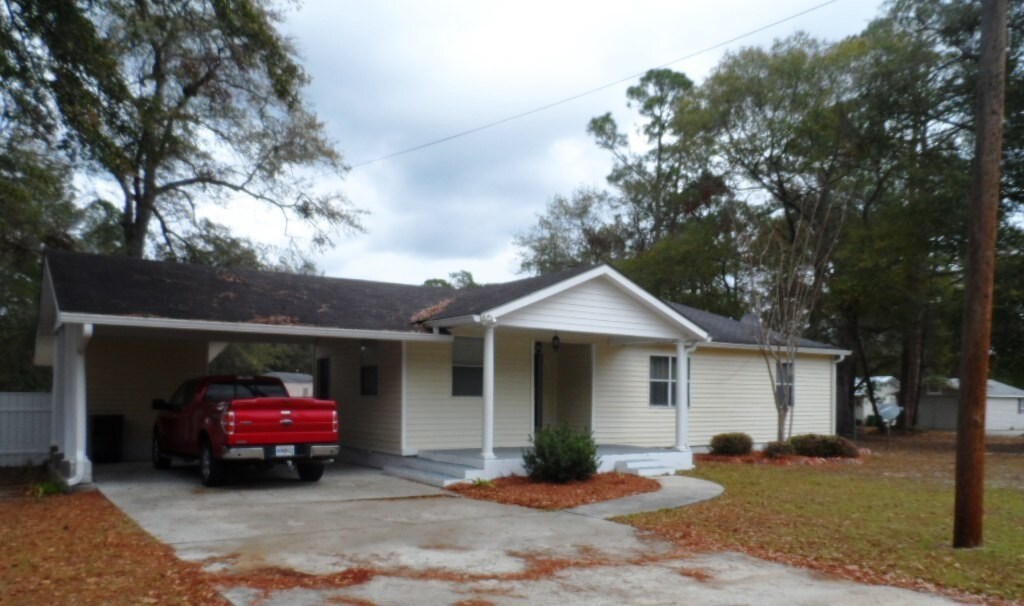 Foto principal - 618 S 6th St