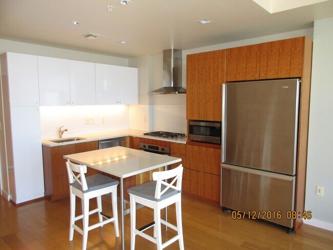 Foto del edificio - 3570 S River Pkwy
