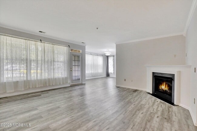 Building Photo - 337 St Andrews Pl