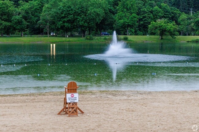 Yaman Park has a swimming beach for residents to enjoy.