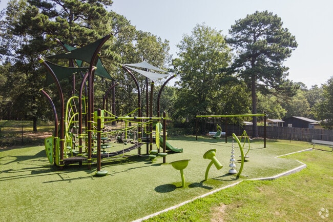 Spring Hill Park located in the quaint neighborhood Arkansas.