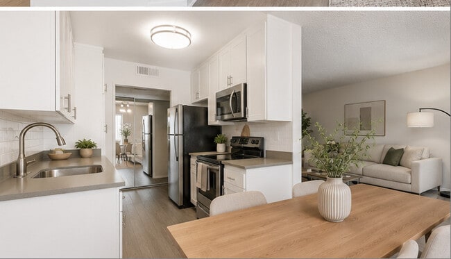 Building Photo - The Highland at Sherman Oaks