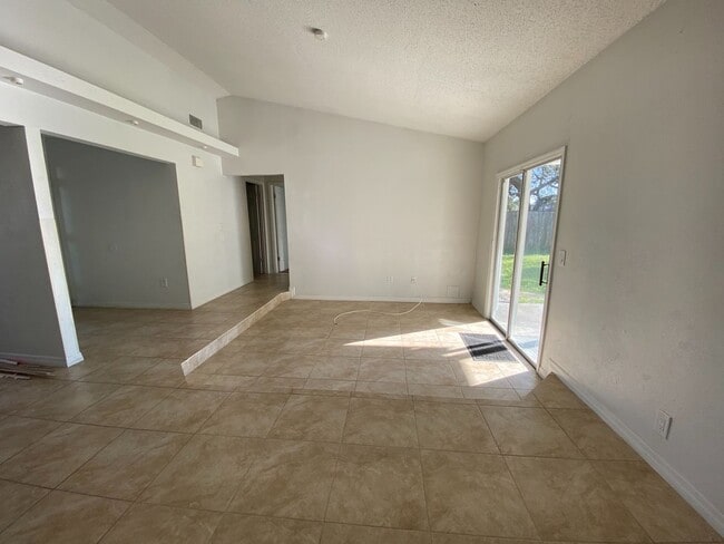 Building Photo - Deltona House For Rent -1778 Belspring Avenue