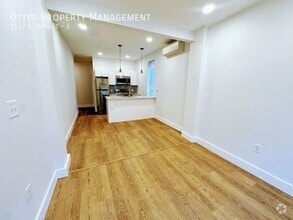 Building Photo - 1117 S 56th St