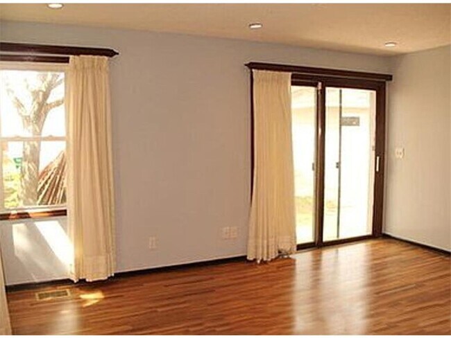 Foto del edificio - 3108 Maryland Ave S