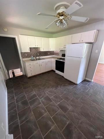 Building Photo - 436 St Lawrence Dr