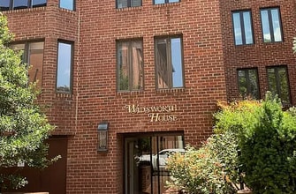 Building Photo - 1045 31st St NW