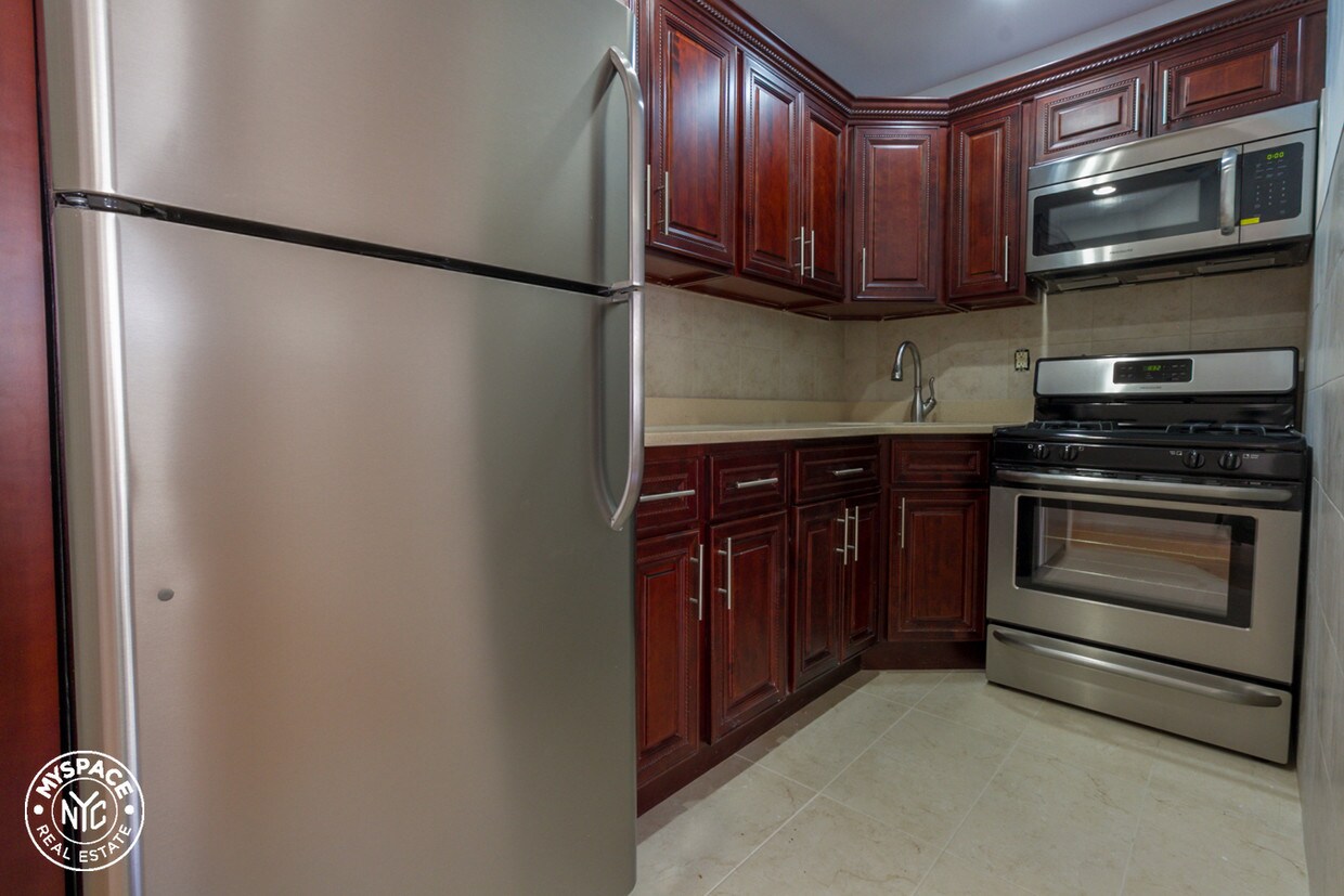 Foto principal - 76 Wilson Ave