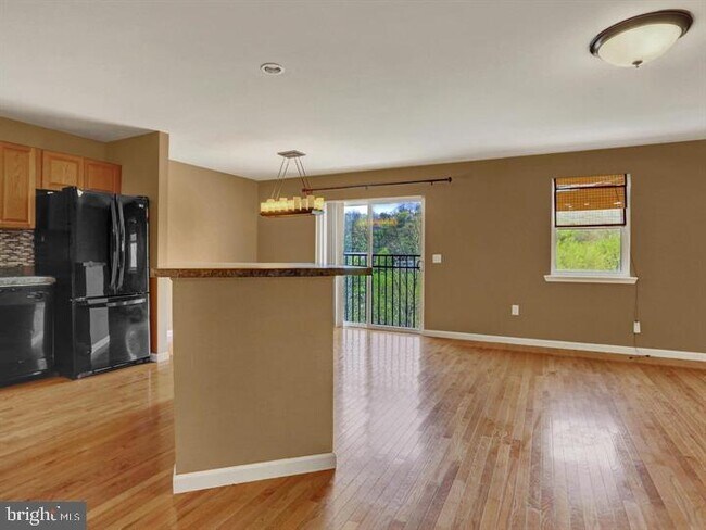 Building Photo - 609 Erford Rd