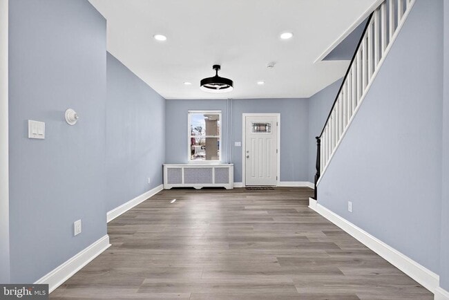 Foto del edificio - 167 W Albanus St