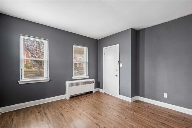 Foto del edificio - 1401 N Potomac St