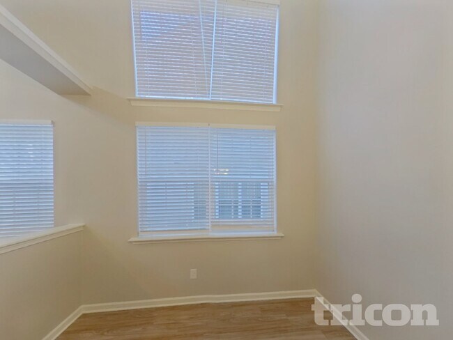 Foto del edificio - 4908 Abercromby St