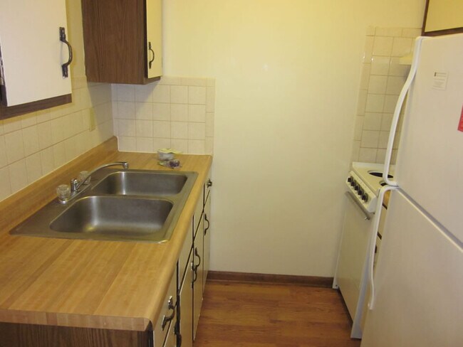 Foto del edificio - 606 W Healey St