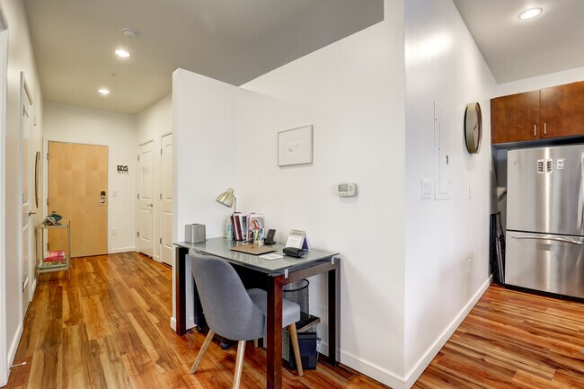 Foto del edificio - 2958 Syracuse St