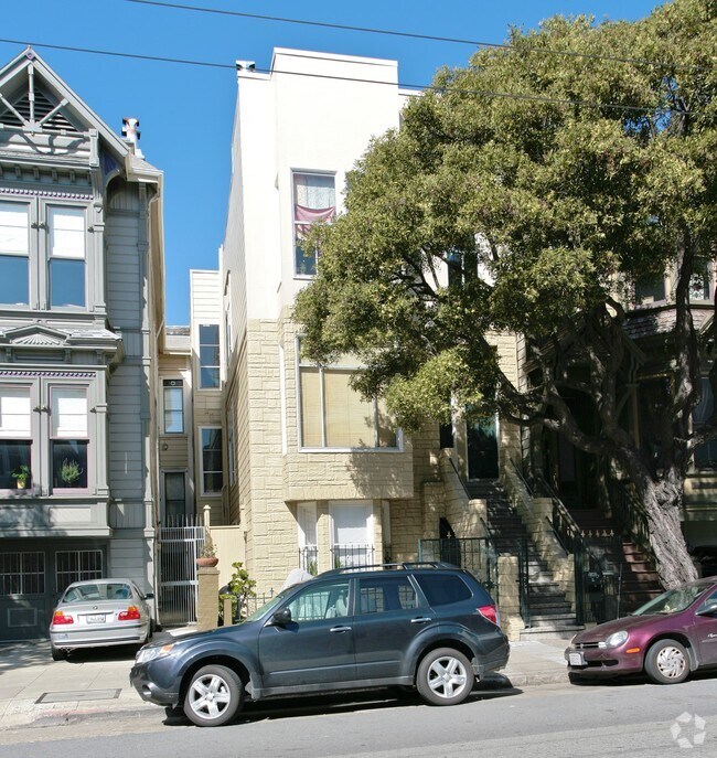Building Photo - 608 Haight St