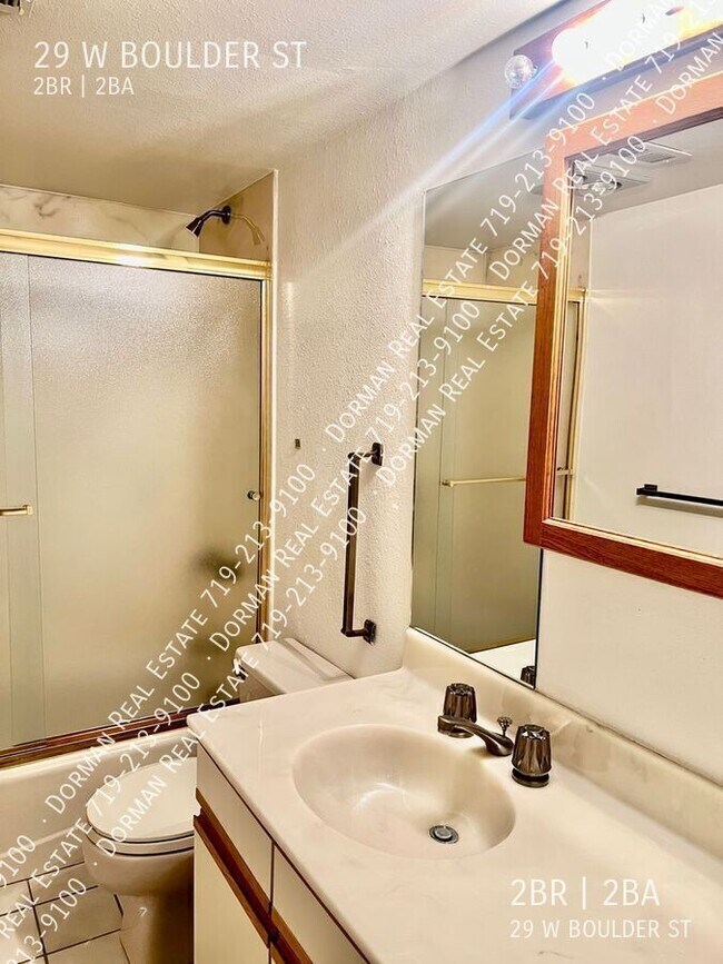 Foto del edificio - 29 W Boulder St