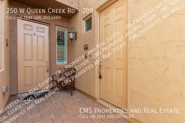 Building Photo - Gated 2 bed 2 bath Condo with Attached Garage