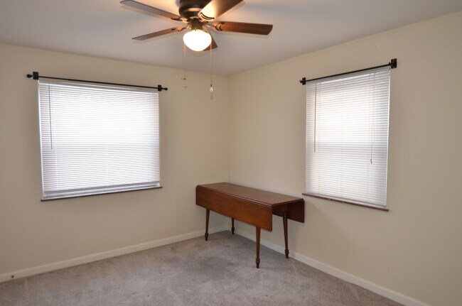 Foto del edificio - 7297 Chetbert Dr