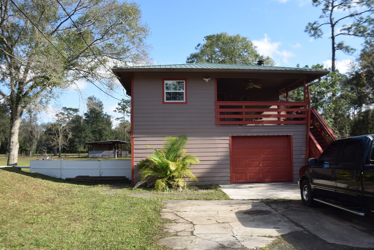 Foto principal - 961 Guy Rd
