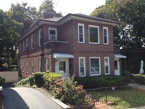 Building Photo - 15-17-17 Chestnut St