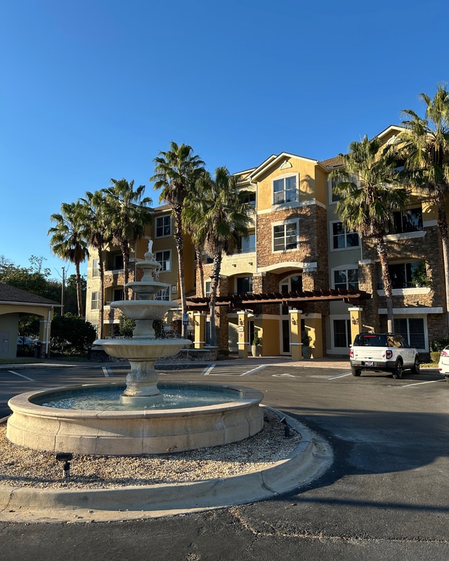 Photo - 8539 Gate Pkwy W Townhome