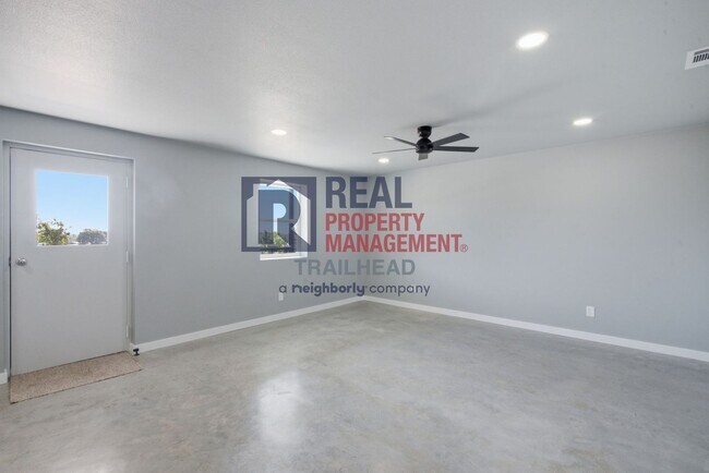 Building Photo - 14250 Co Rd 209