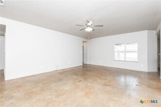 Building Photo - 6903 Oliver Loving Dr Building Photo - 6903 Oliver Loving Dr