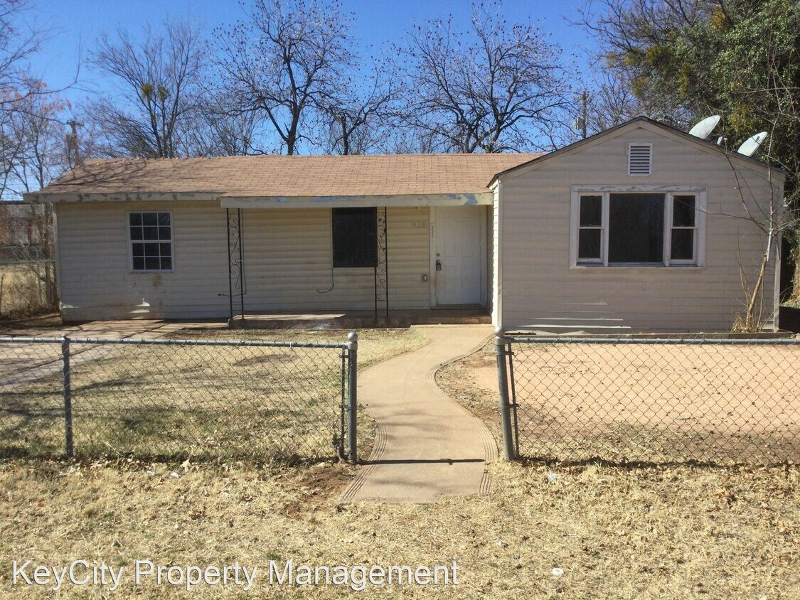 Primary Photo - 3 br, 2 bath House - 918 Pecan St