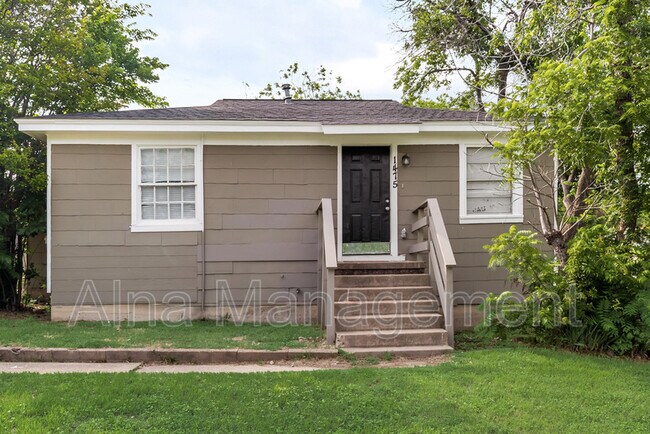 Building Photo - 1475 Westwick Dr