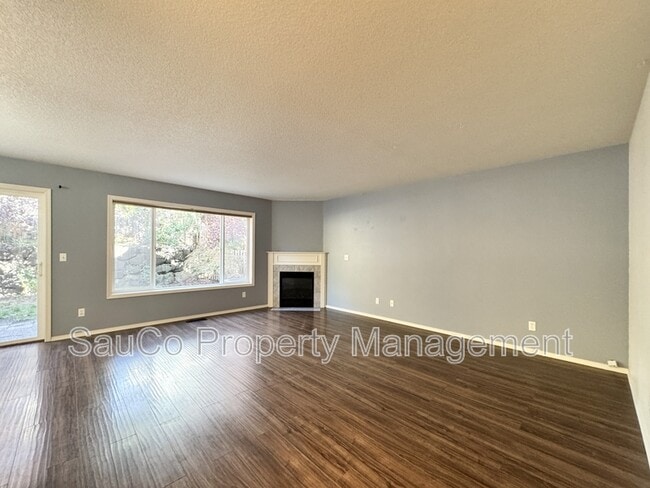 Building Photo - 14705 NW Benny Dr