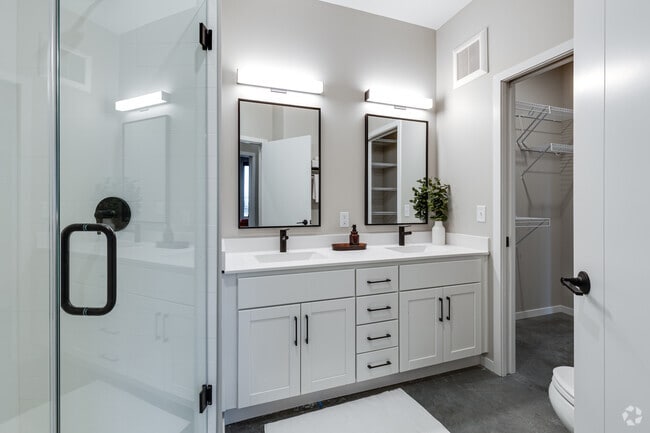 Orlin - 2BR, 1BA - 816SF - Baño - The Station at Malcolm Yards