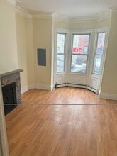 Building Photo - 123 Highland Ave