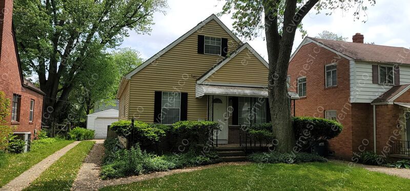 Primary Photo - 3234 Algonquin Pkwy