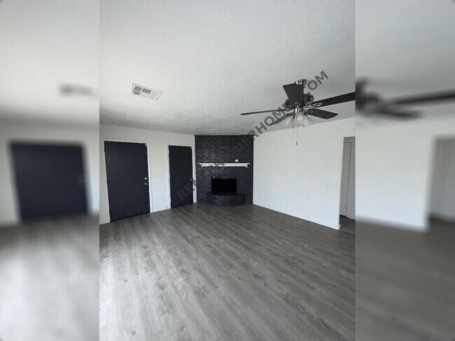 Foto del edificio - 629 NW 114th St