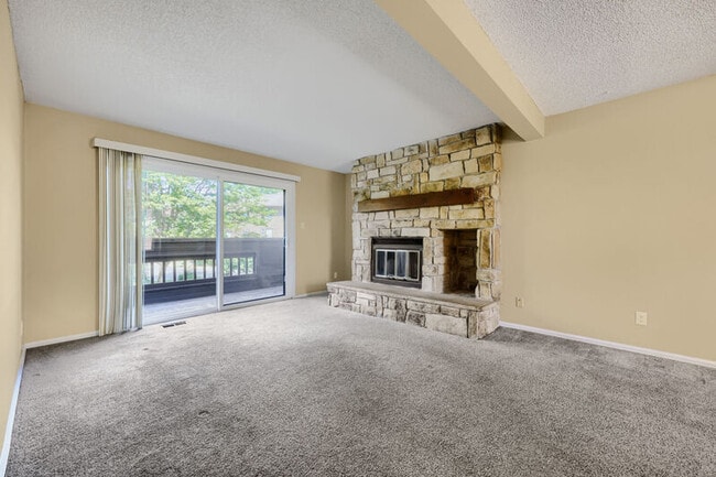 Building Photo - 1012 Moorings Dr