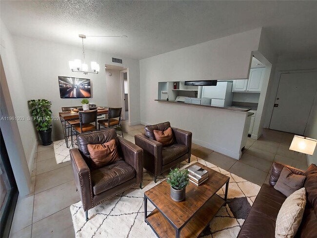 Foto del edificio - 4463 Treehouse Ln