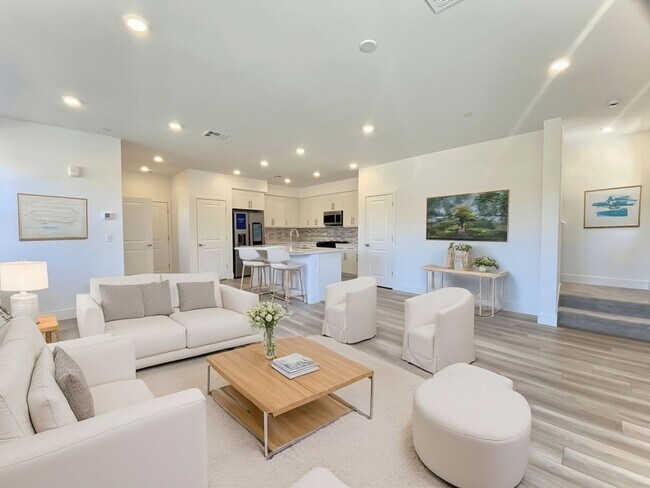 Foto del edificio - Gorgeous Townhome in Fremont's Niles Neigh...