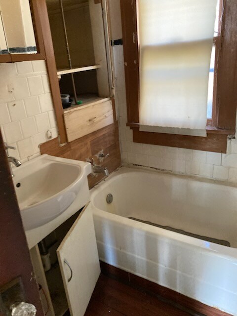 Foto del edificio - 3748 Vermont St