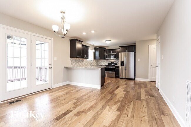 Foto del edificio - 2326 Danbury Dr