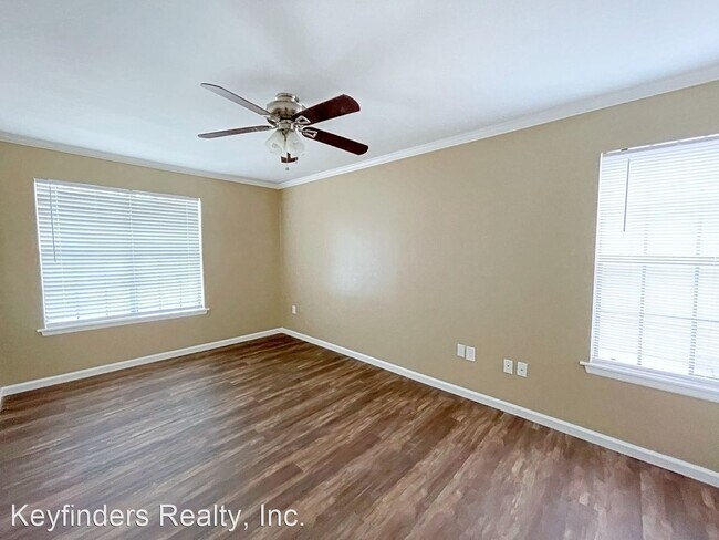 Foto del edificio - 2 br, 1.5 bath House - 4363 Rue De Belle M...