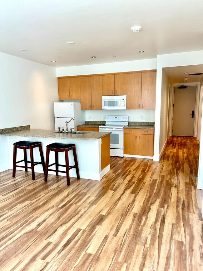 Building Photo - One Steamboat Place - Ski-in/Ski-out, Underground Parking, Excellent Location