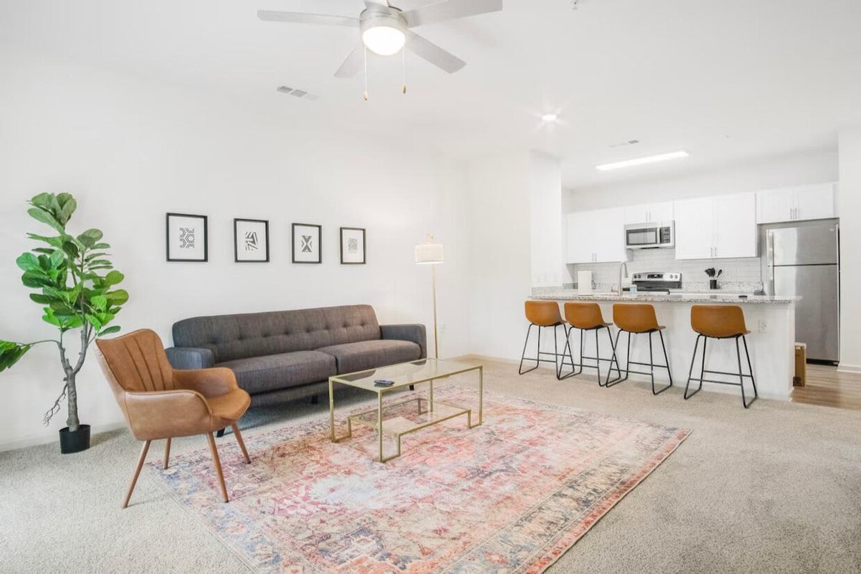 Primary Photo - 8325 Coventry Ct