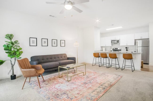 Building Photo - 8325 Coventry Ct