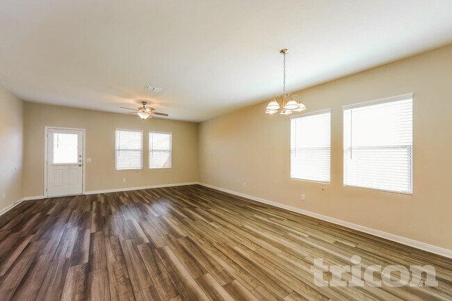 Foto del edificio - 7447 Boa Holw