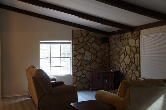 Foto del edificio - 650 Thousand Oaks