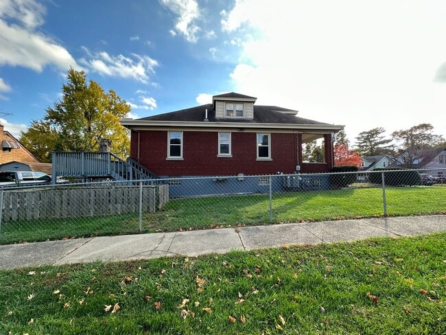 Photo - CHEVIOT - Charming 3 bed 1.5 bath brick cape cod House