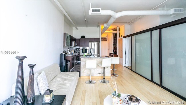 Foto del edificio - 3029 NE 188th St  719 Aventura FL 33180