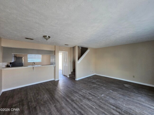 Foto del edificio - 1908 Havenwood Ln